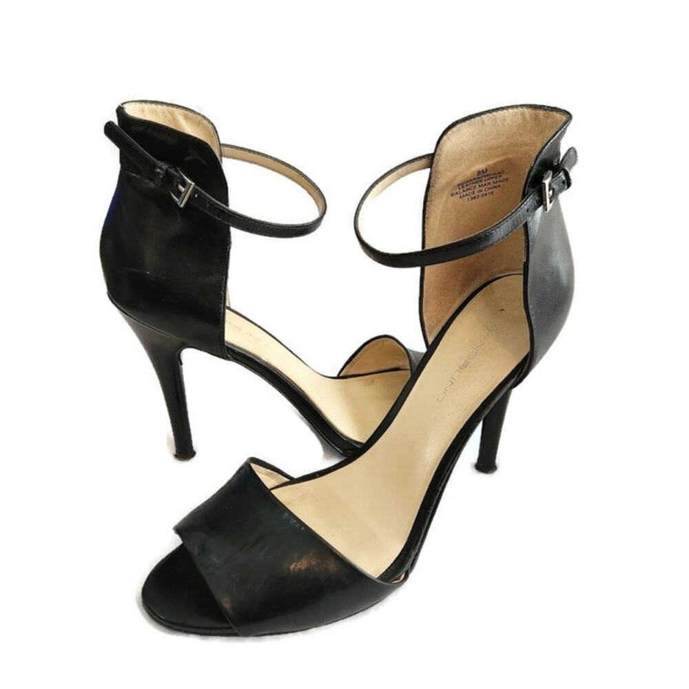 Bandolino Arrowhead Women's Black Leather Stiletto Ankle Strap Sandals 8M
